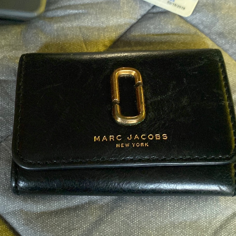 Marc Jacobs Black 6-key wallet holder